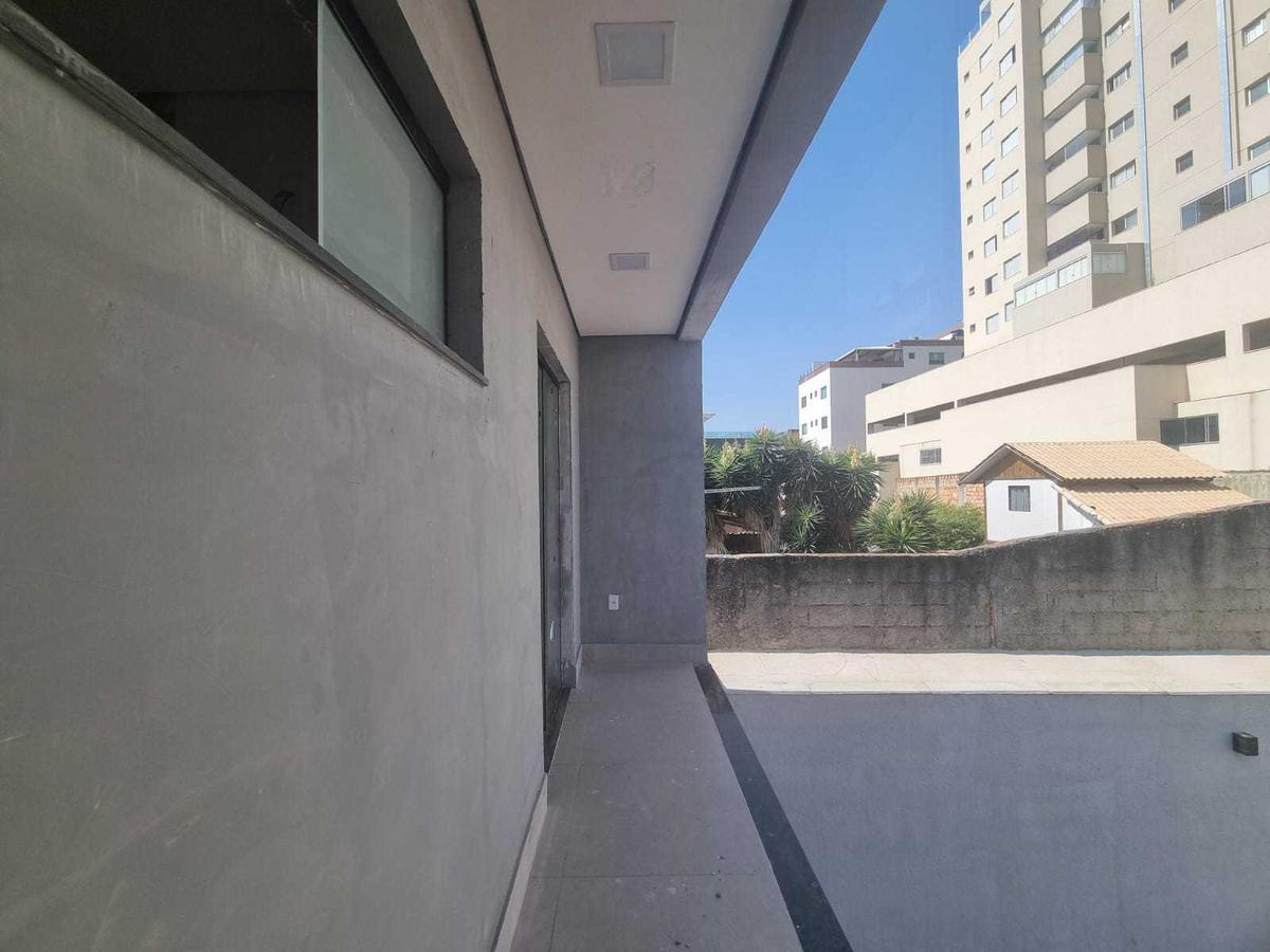 Casa, Jardim Riacho das Pedras, 3 Quartos, 4 Vagas, 1 Suíte