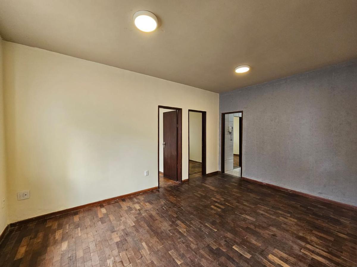 Casa, Santa Cruz, 3 Quartos, 5 Vagas, 1 Suíte