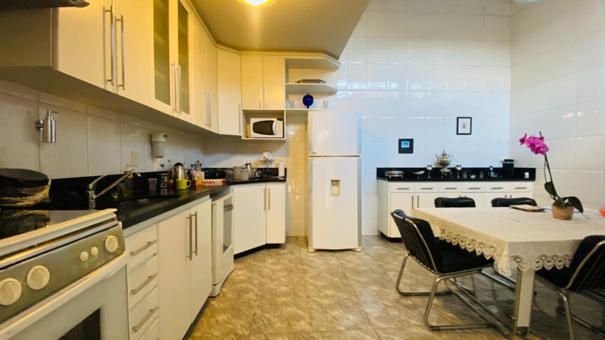 Casa, Ouro Preto, 4 Quartos, 10 Vagas, 1 Suíte