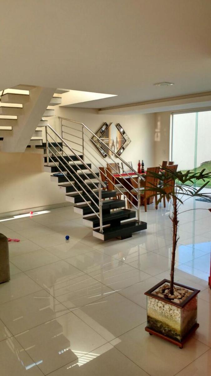 Casa, Jardim Riacho das Pedras, 3 Quartos, 5 Vagas, 1 Suíte