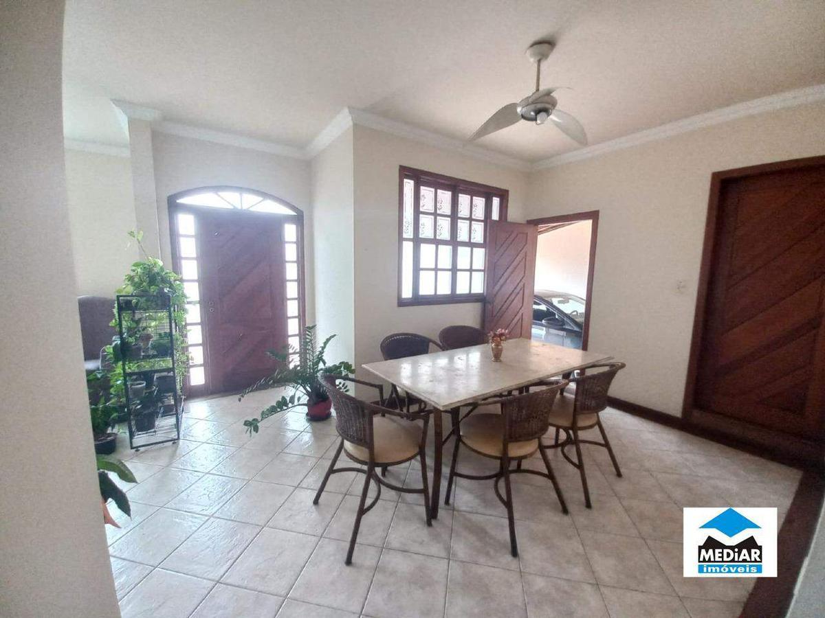 Casa, Jardim Atlântico, 4 Quartos, 2 Vagas, 1 Suíte
