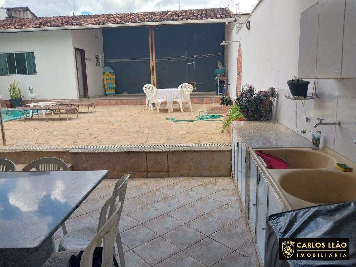 Casa, Jardim Arizona, 4 Quartos, 2 Vagas, 2 Suítes