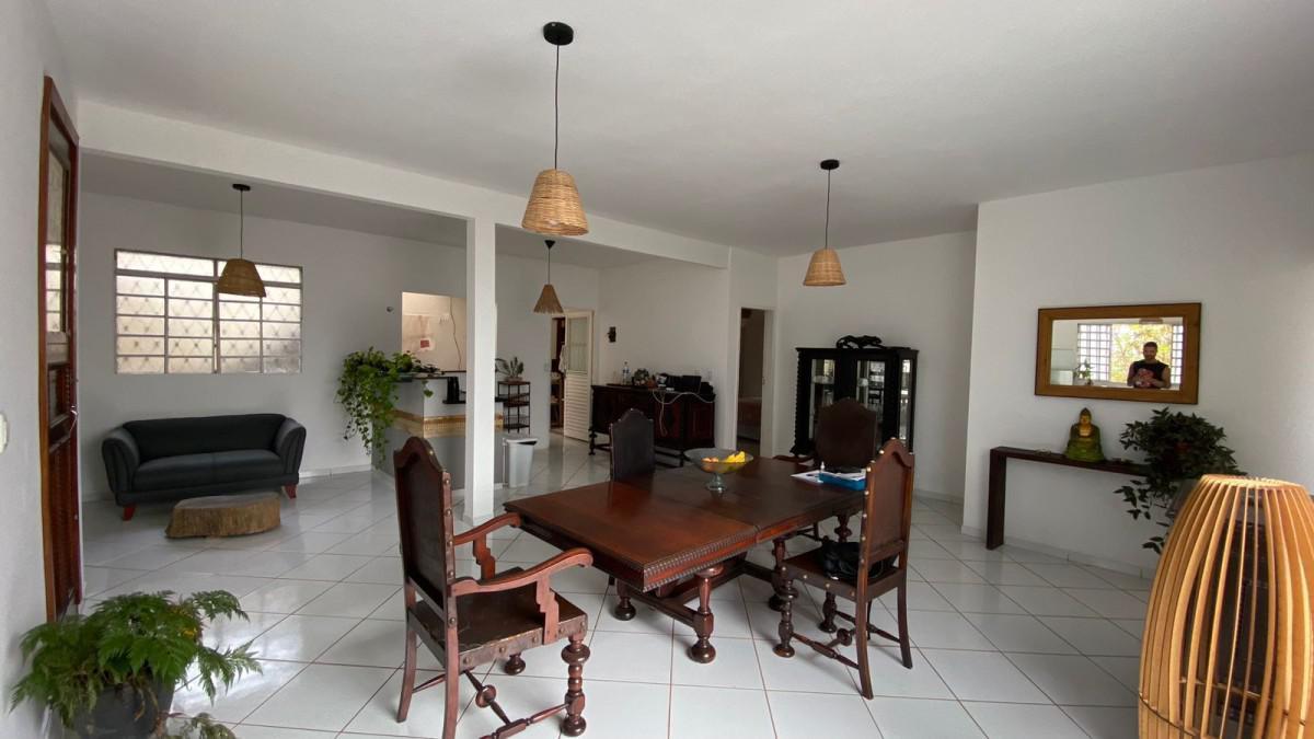Casa, Lundcea, 2 Quartos, 2 Vagas, 2 Suítes