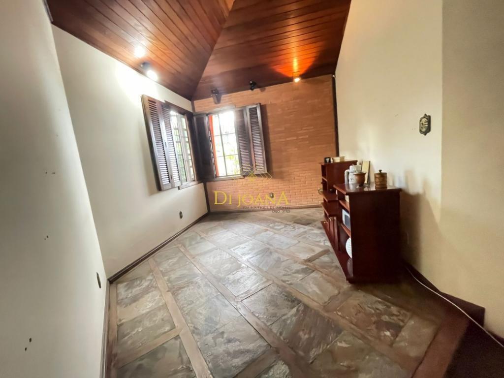 Casa, Ingá Alto, 4 Quartos, 4 Vagas, 1 Suíte