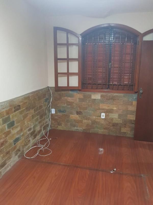 Casa, Cinquentenário, 2 Quartos, 8 Vagas