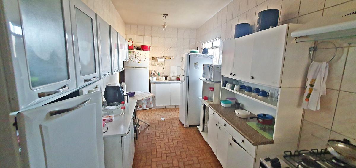 Casa, Jardim América, 4 Quartos, 0 Vaga