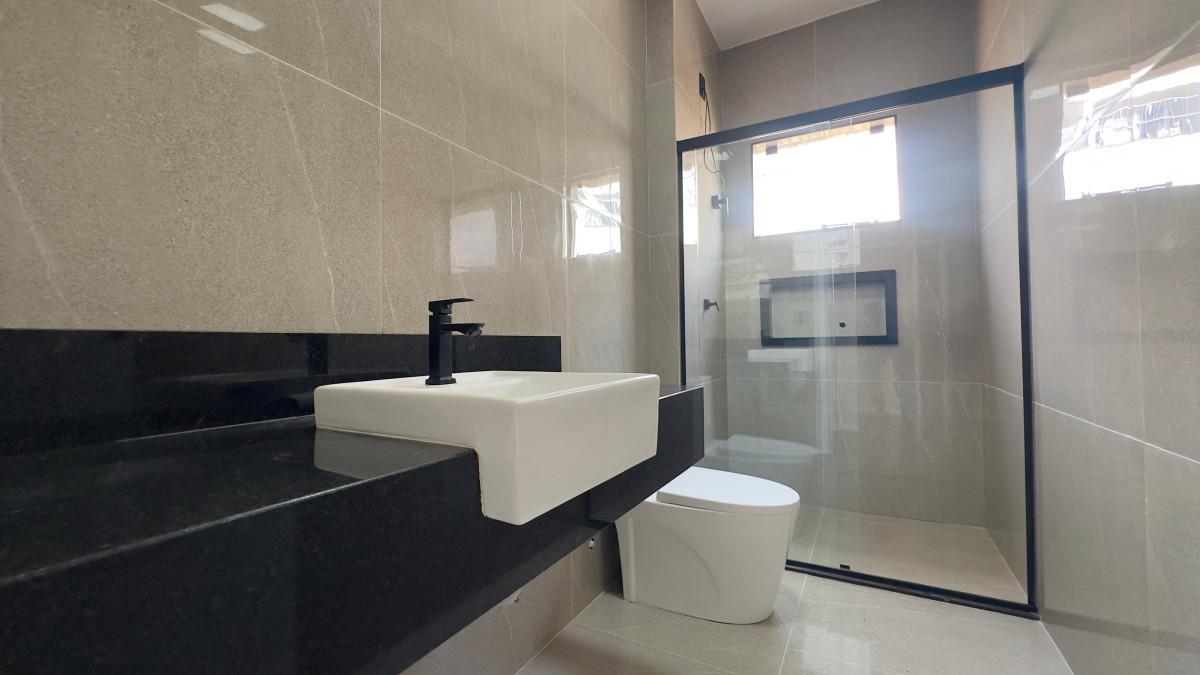 Casa, Heliópolis, 4 Quartos, 3 Vagas, 1 Suíte