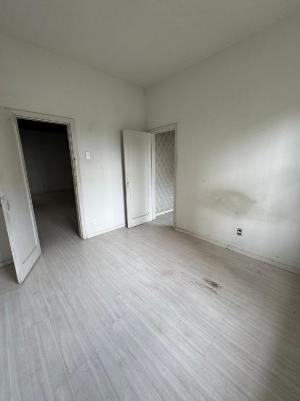 Casa, Gutierrez, 6 Quartos, 1 Vaga