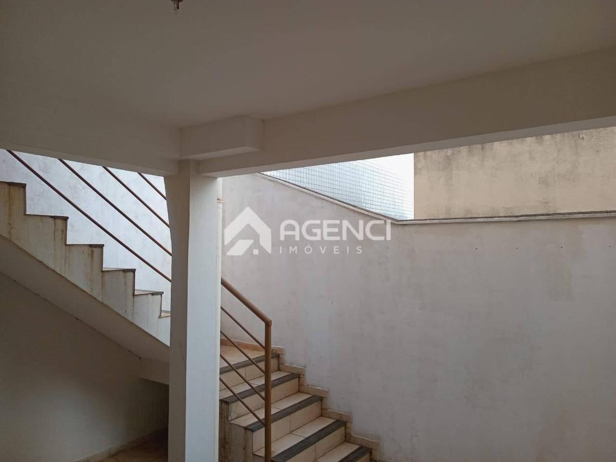 Casa, Cabral, 3 Quartos, 0 Vaga, 0 Suíte