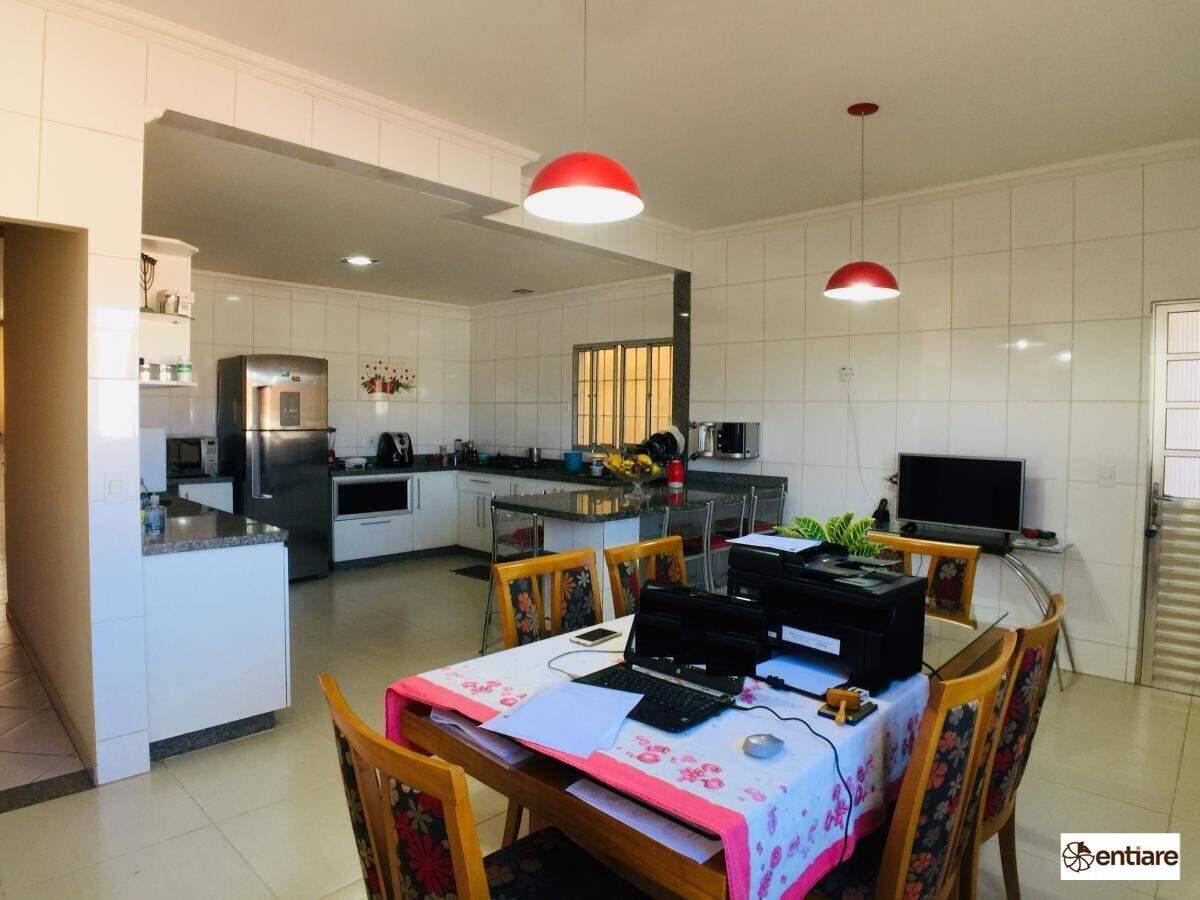 Casa, Jardim Riacho das Pedras, 4 Quartos, 2 Vagas, 1 Suíte