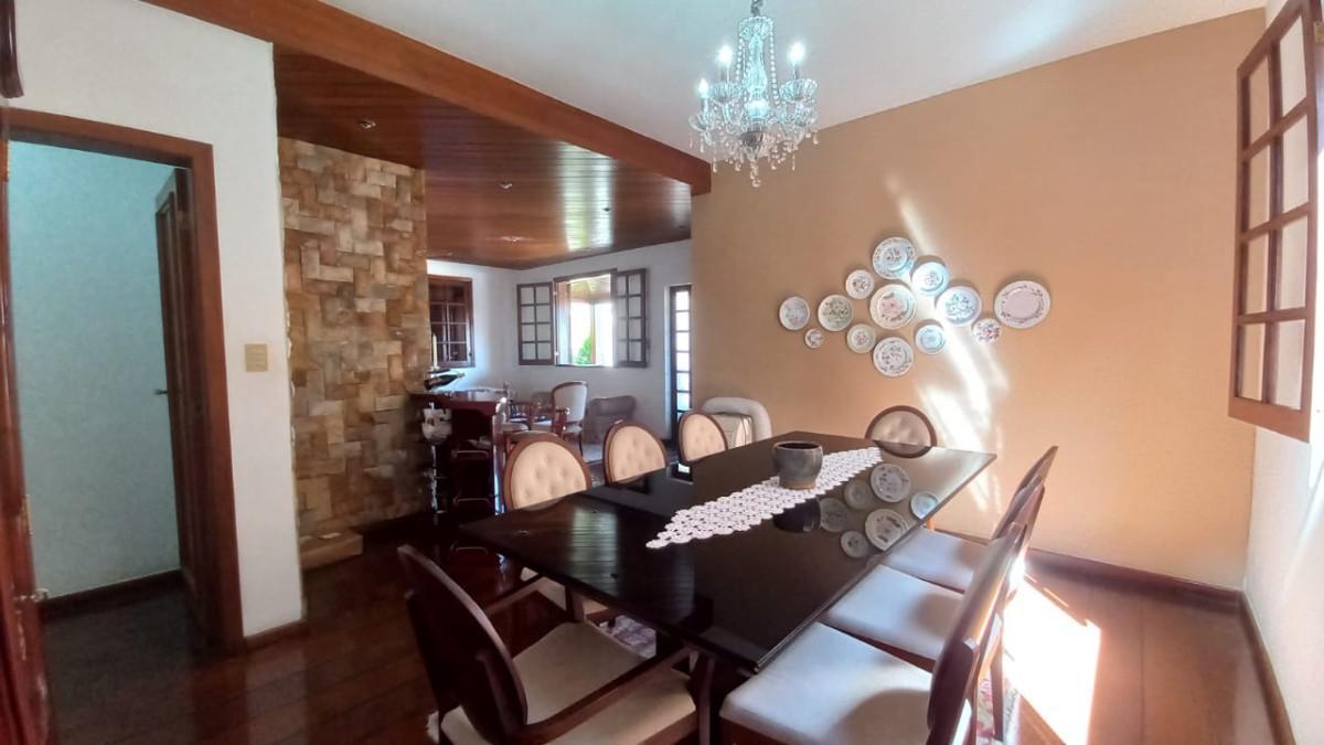 Casa, Santa Inês, 3 Quartos, 2 Vagas, 1 Suíte