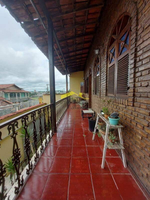 Casa, Salgado Filho, 4 Quartos, 4 Vagas, 1 Suíte