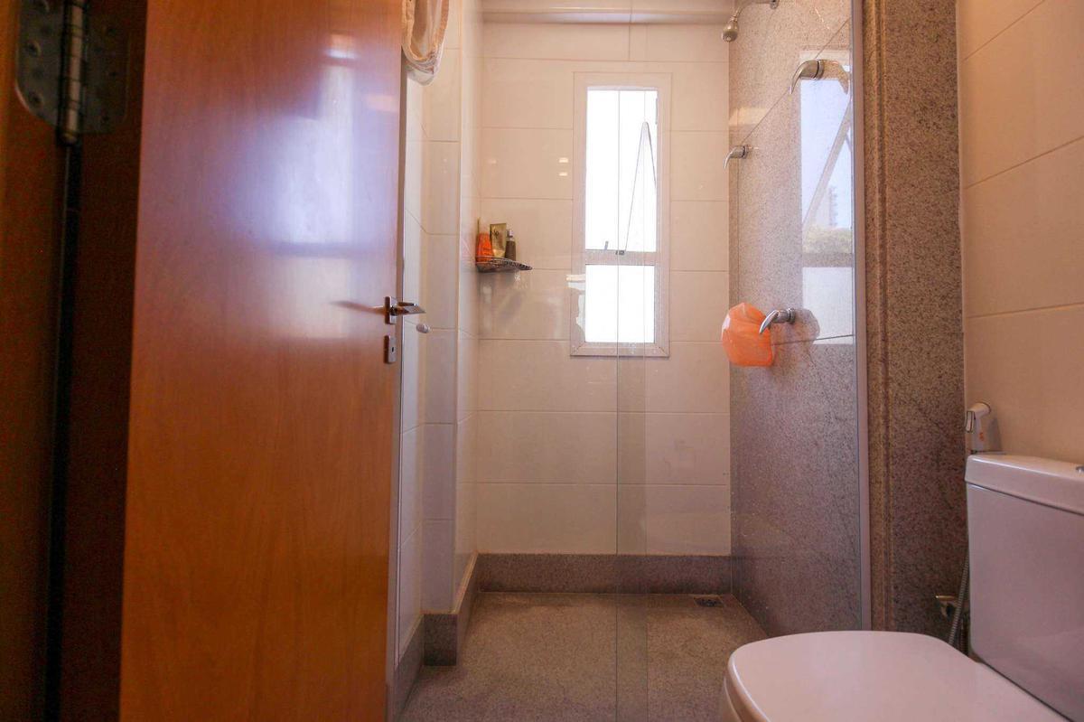 Apartamento, Santa Lúcia, 4 Quartos, 6 Vagas, 2 Suítes