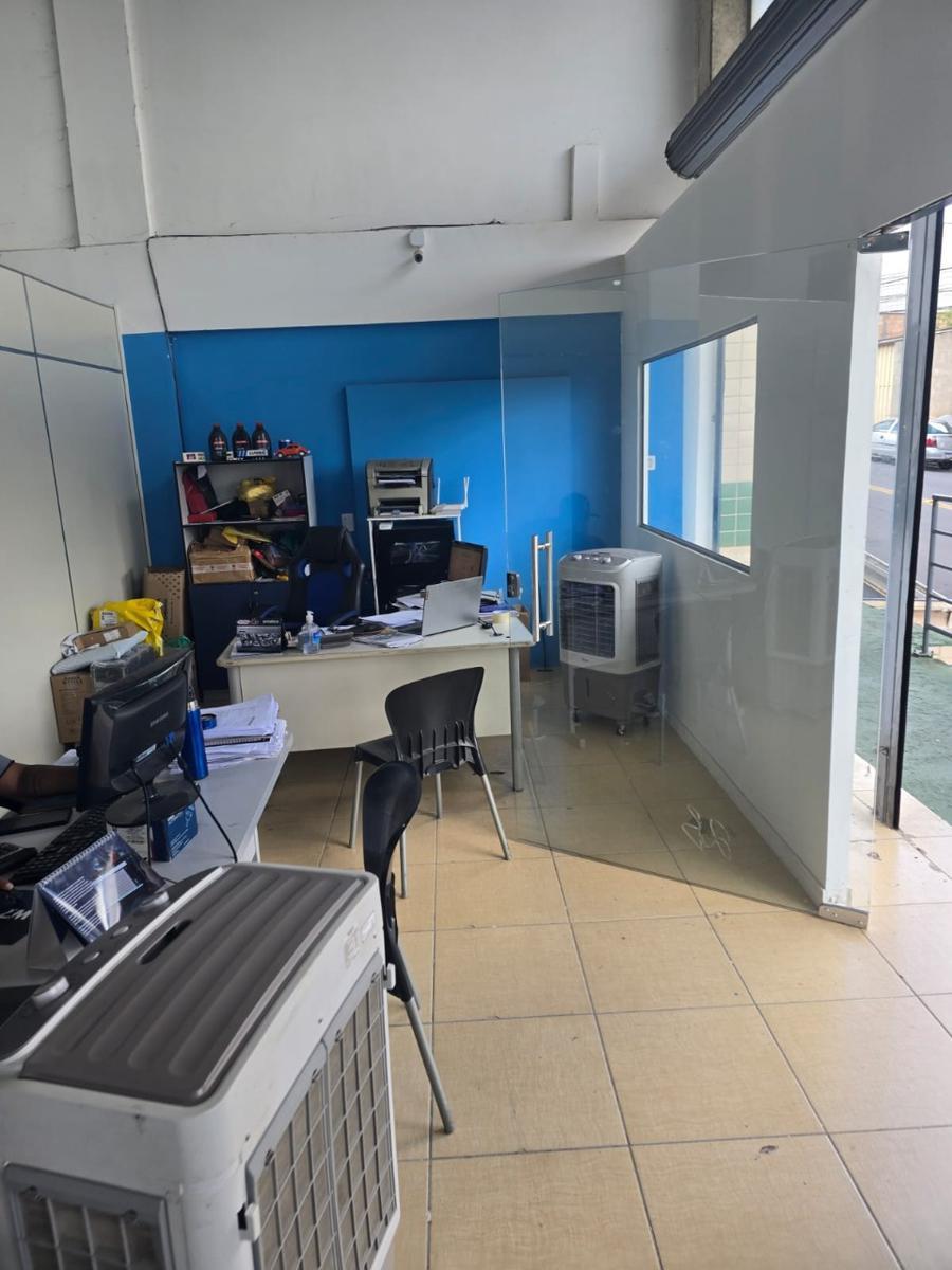 Prédio, Tropical, 0 Quarto, 12 Vagas