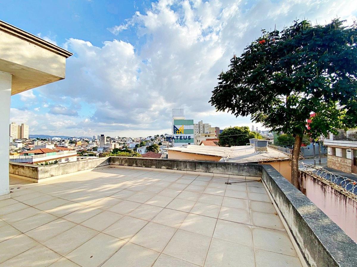 Casa, Caiçaras, 3 Quartos, 6 Vagas, 1 Suíte