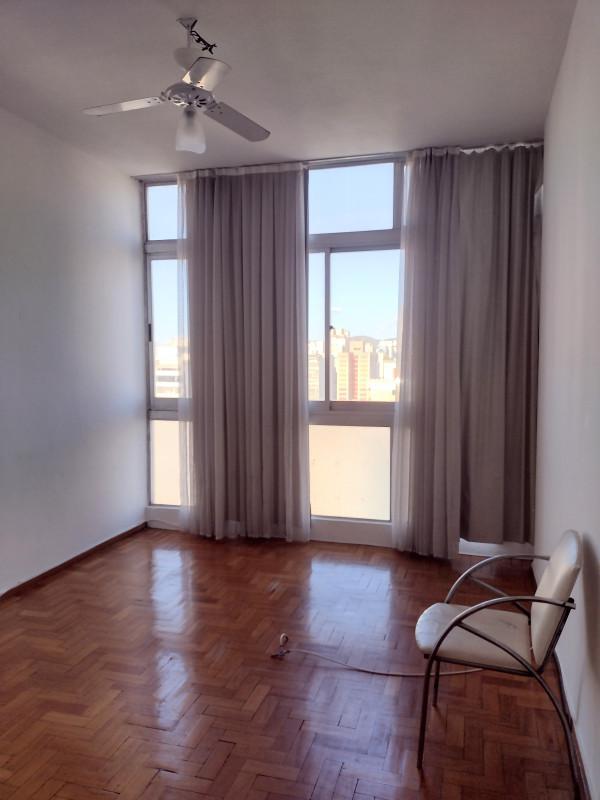 Quitinete, Barro Preto, 1 Quarto, 0 Vaga