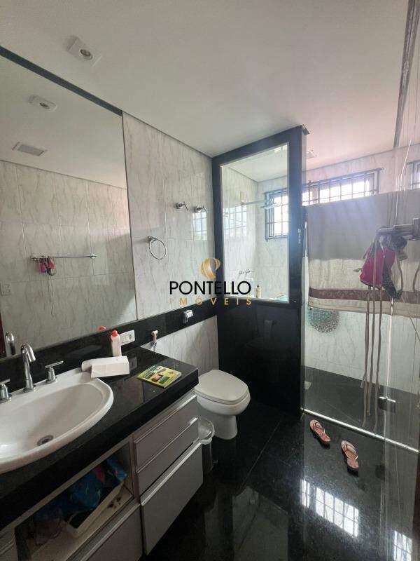 Cobertura, Centro, 4 Quartos, 10 Vagas, 2 Suítes