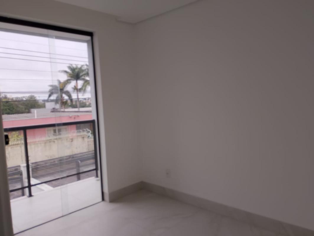 Casa, Planalto, 3 Quartos, 1 Vaga, 2 Suítes