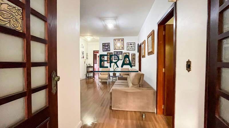 Casa, Santa Lúcia, 4 Quartos, 4 Vagas, 2 Suítes