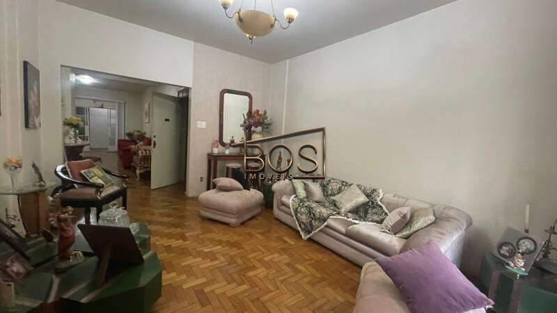 Apartamento, Centro, 4 Quartos, 0 Vaga, 1 Suíte