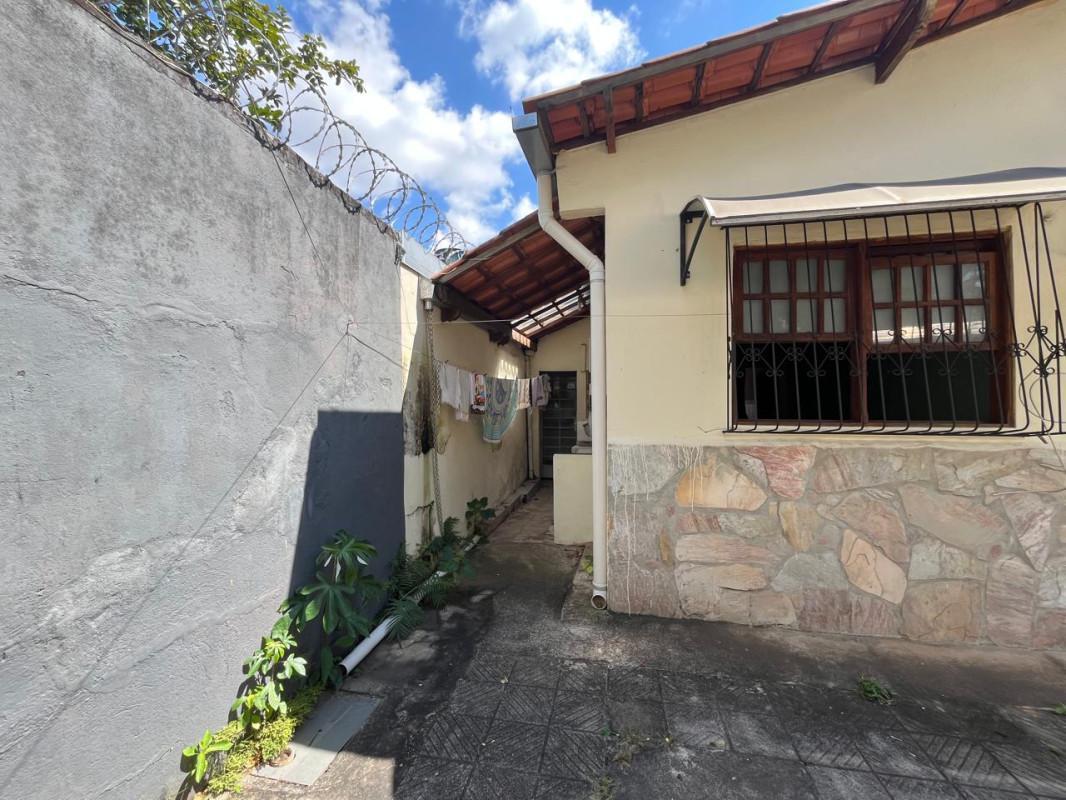 Casa, Santa Efigênia, 6 Quartos, 6 Vagas, 1 Suíte