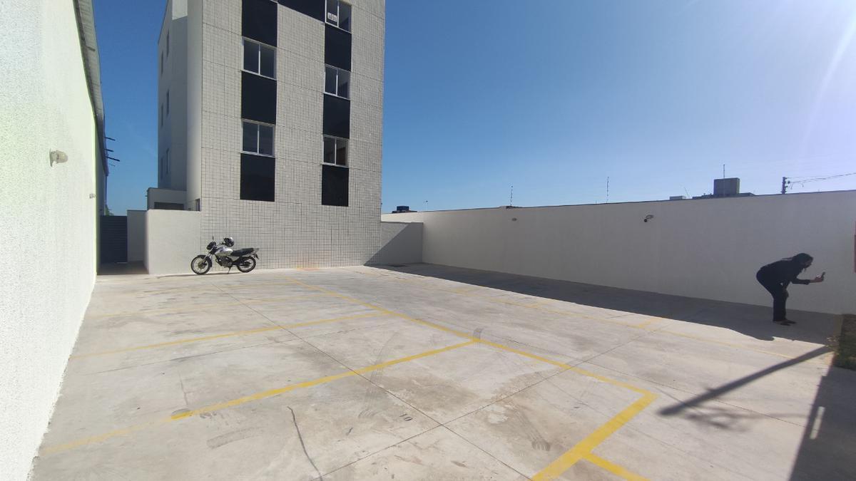 Quitinete, União, 1 Quarto, 1 Vaga