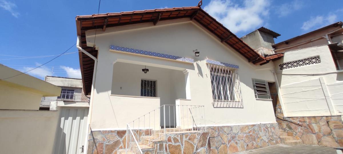 Casa, Sagrada Família, 3 Quartos, 2 Vagas