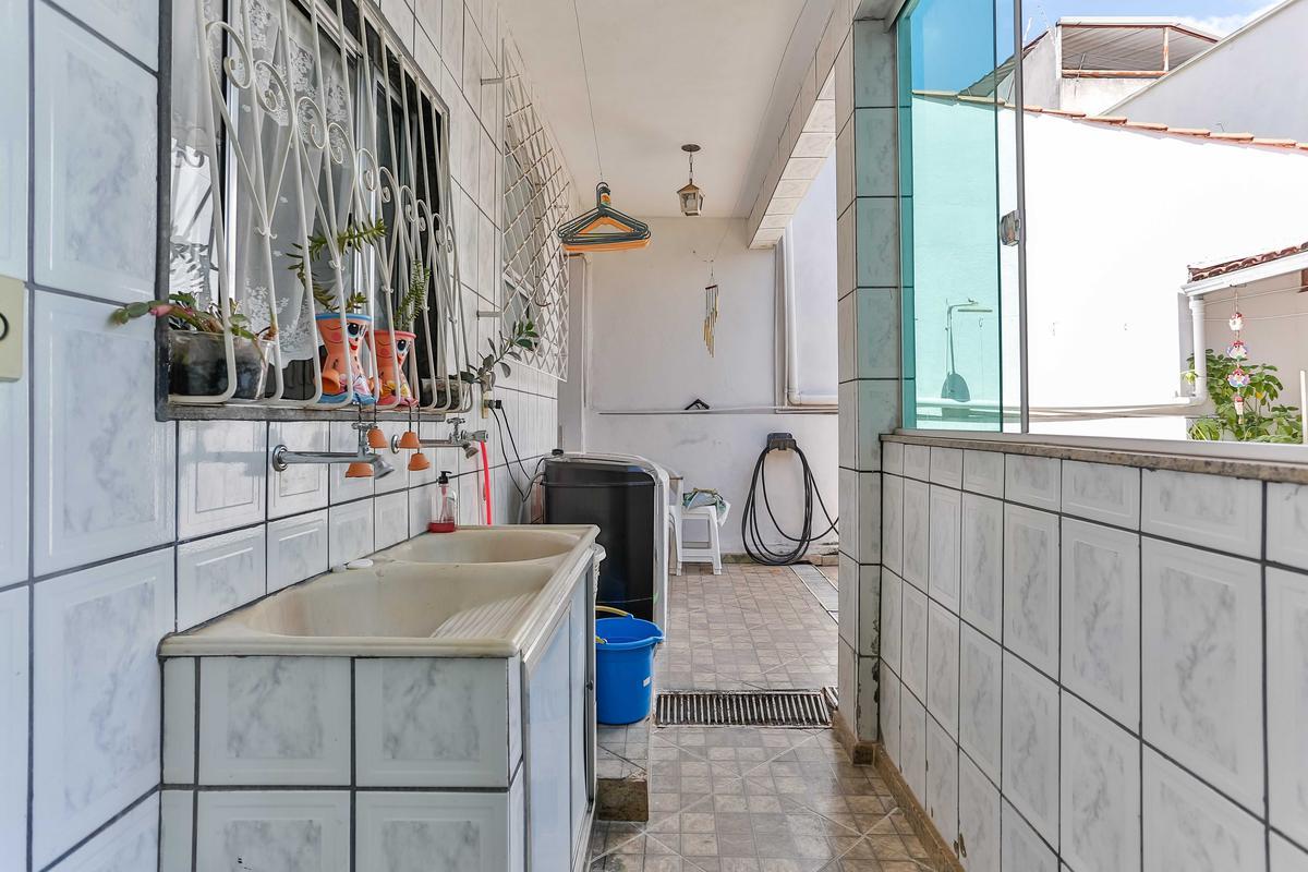 Casa, Boa Vista, 4 Quartos, 5 Vagas, 2 Suítes