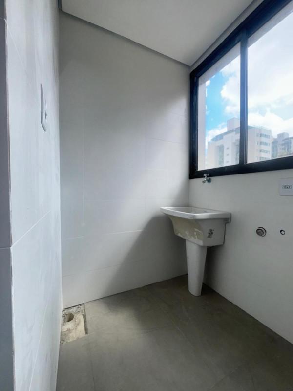 Apartamento, Sagrada Família, 3 Quartos, 2 Vagas, 1 Suíte