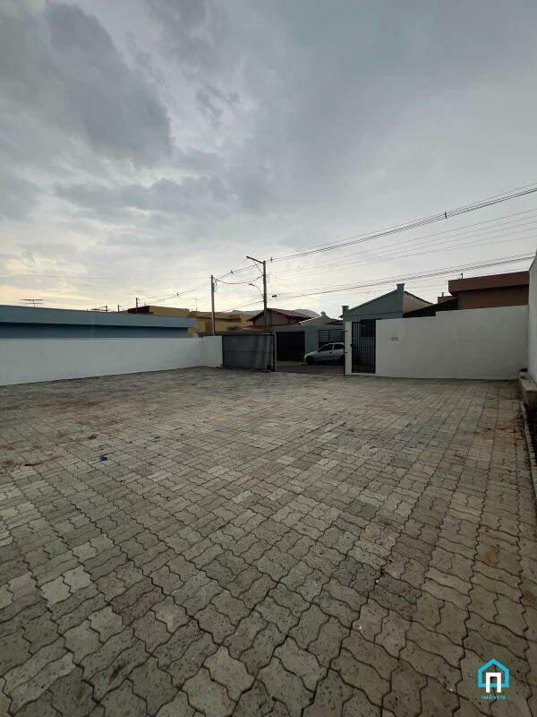 Quitinete, Centro, 1 Quarto, 1 Vaga