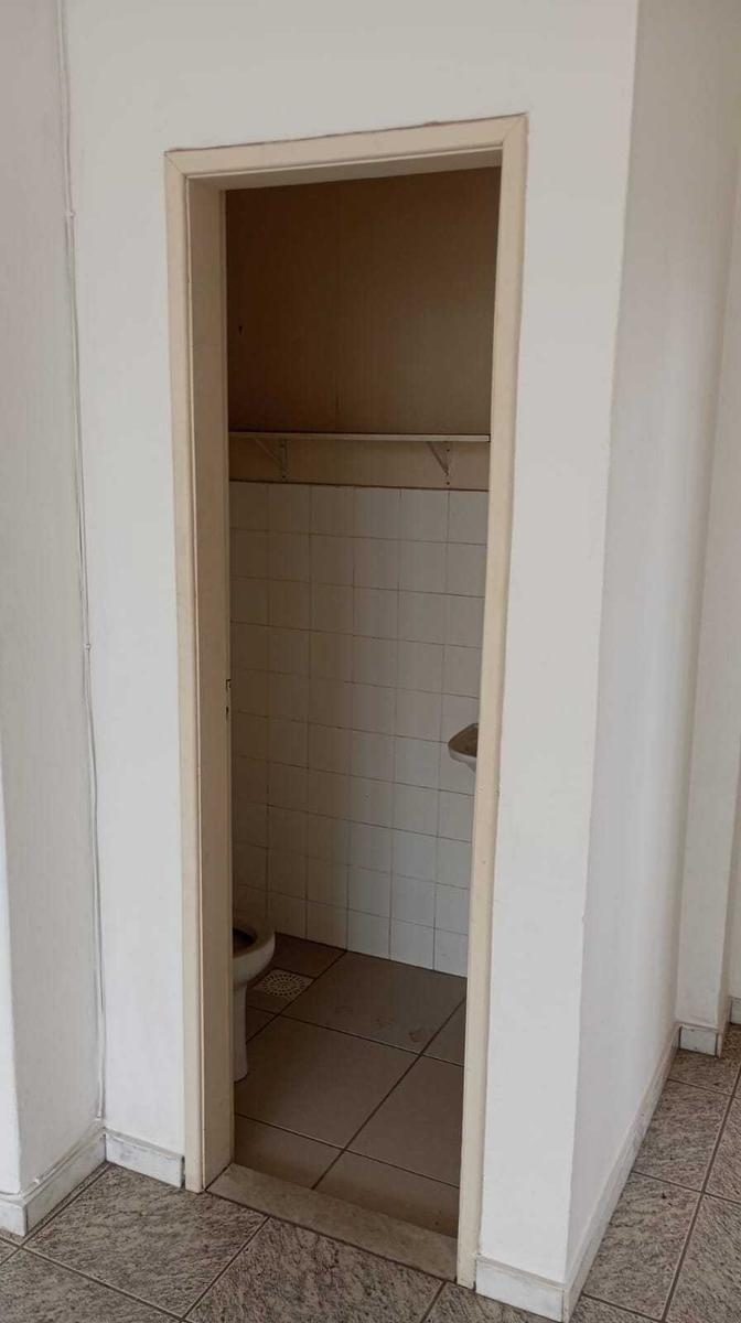 Sala, Nova Suíssa, 0 Quarto, 0 Vaga