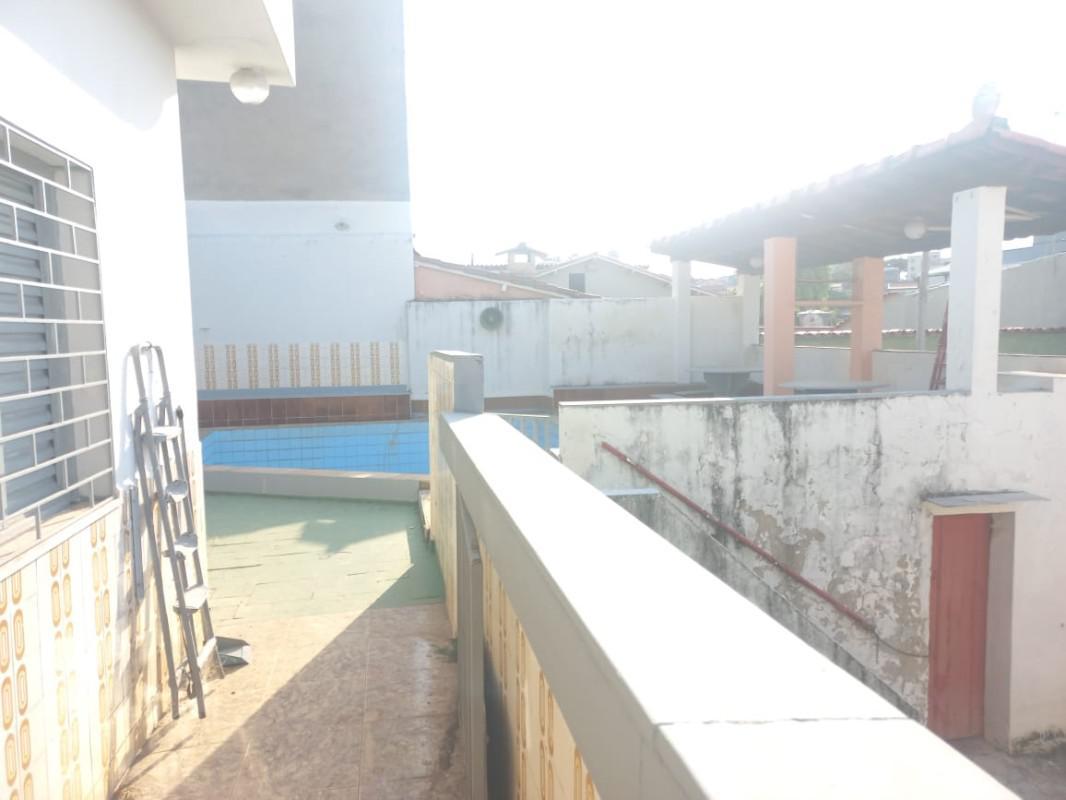 Lote, Planalto, 3 Quartos, 3 Vagas, 1 Suíte