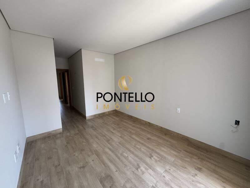 Casa, Jaraguá, 3 Quartos, 3 Vagas, 1 Suíte