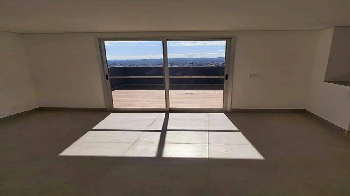 Apartamento, Sagrada Família, 3 Quartos, 2 Vagas, 1 Suíte