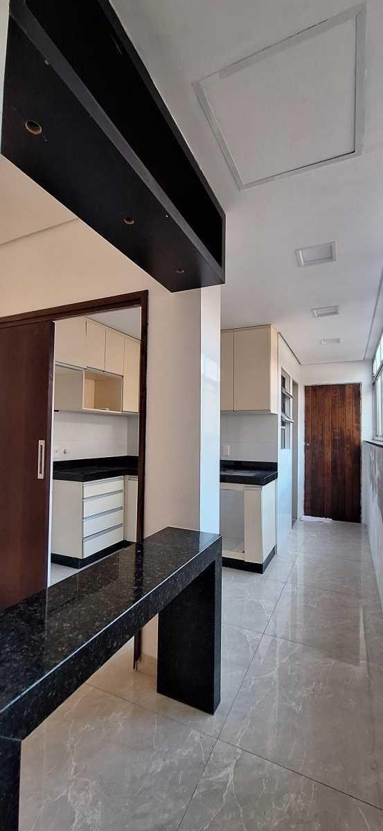 Apartamento, Floresta, 3 Quartos, 1 Vaga, 1 Suíte