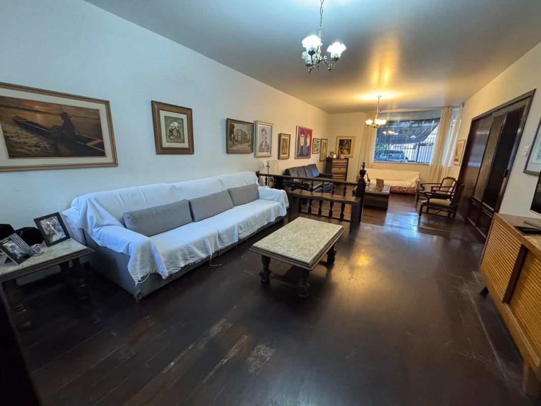 Casa, Cidade Jardim, 4 Quartos, 3 Vagas, 1 Suíte