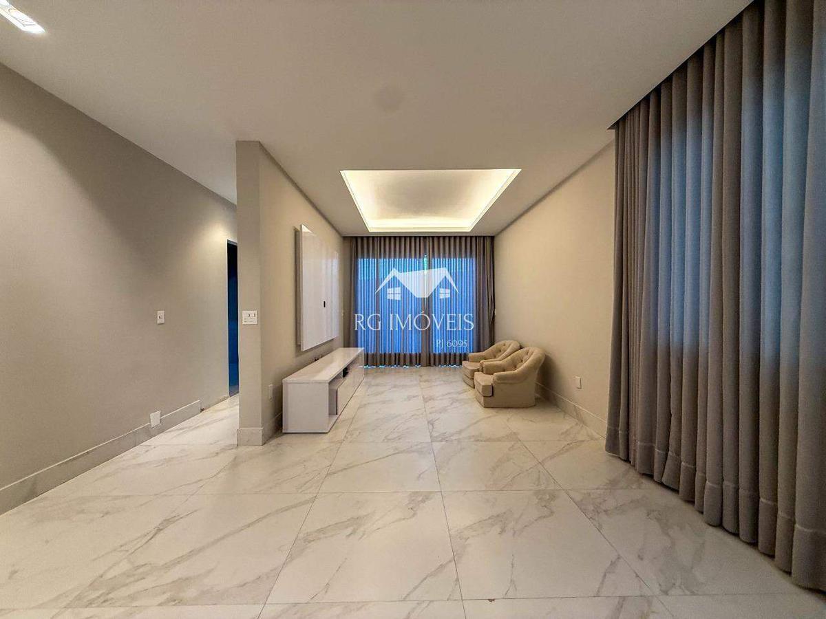 Casa, Brasil Industrial, 8 Quartos, 3 Vagas, 3 Suítes