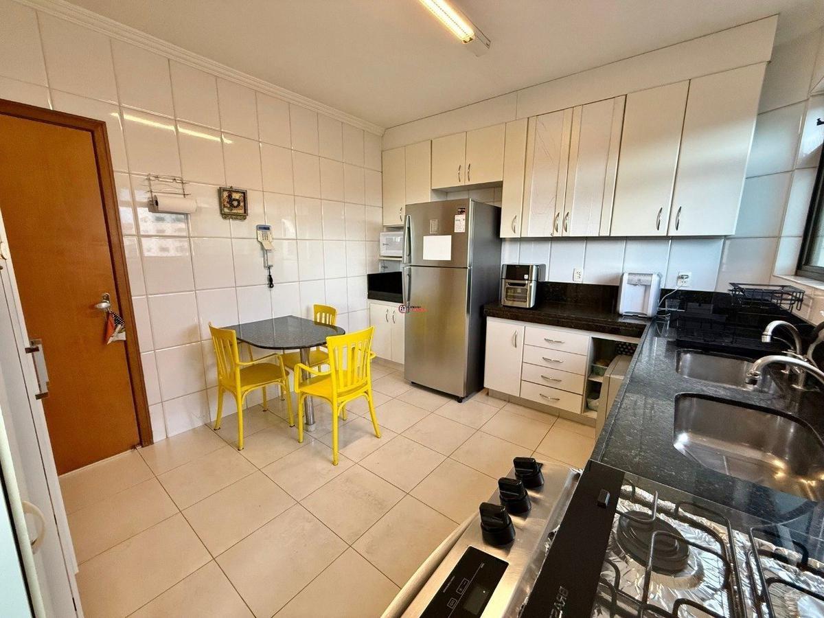 Cobertura, São José, 4 Quartos, 4 Vagas, 4 Suítes