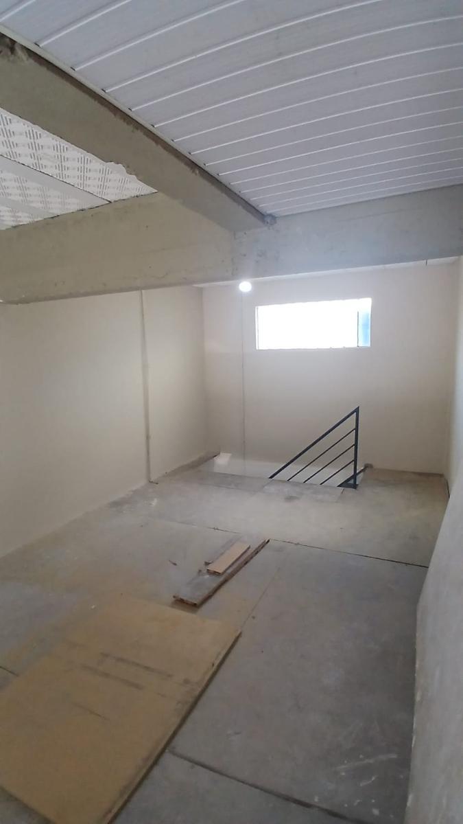 Andar, Ressaca, 0 Quarto, 0 Vaga