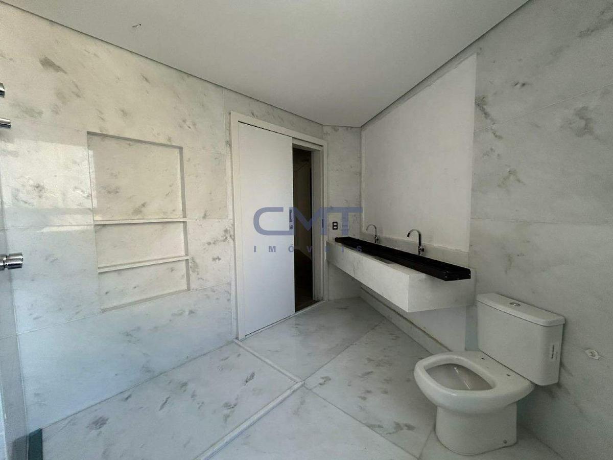 Apartamento, Serra, 4 Quartos, 3 Vagas, 2 Suítes