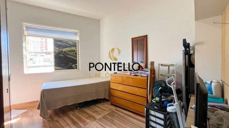 Apartamento, Floresta, 6 Quartos, 0 Vaga, 1 Suíte
