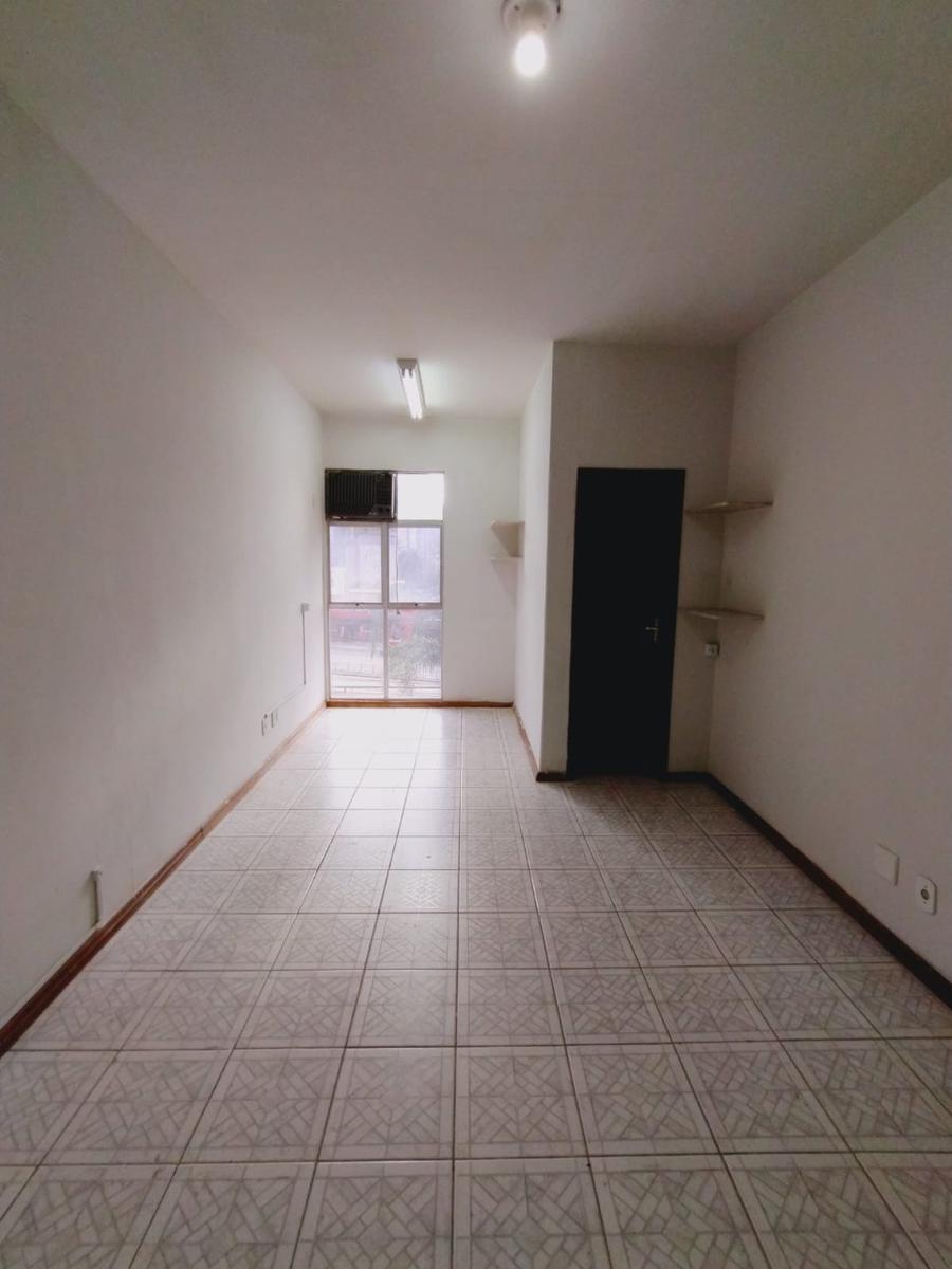 Sala, Cidade Nova, 0 Quarto, 0 Vaga