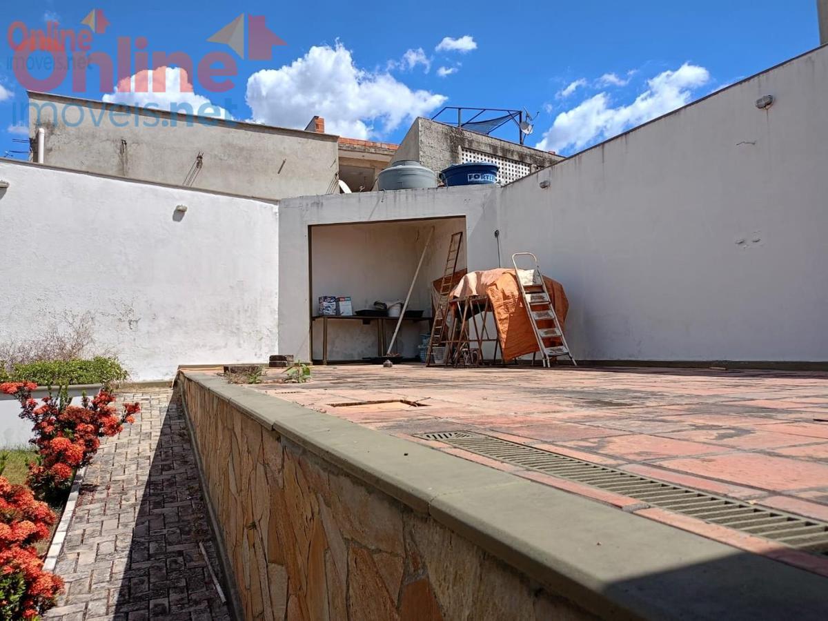 Casa, Dom Pedro I, 1 Quarto, 0 Vaga, 0 Suíte