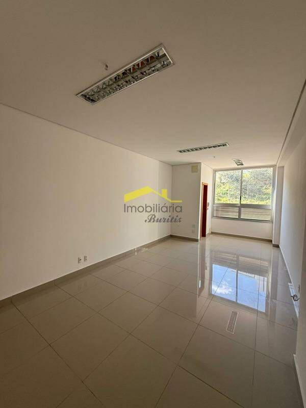 Sala, Estoril, 1 Vaga