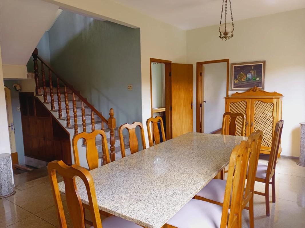 Casa, Carlos Prates, 7 Quartos, 8 Vagas