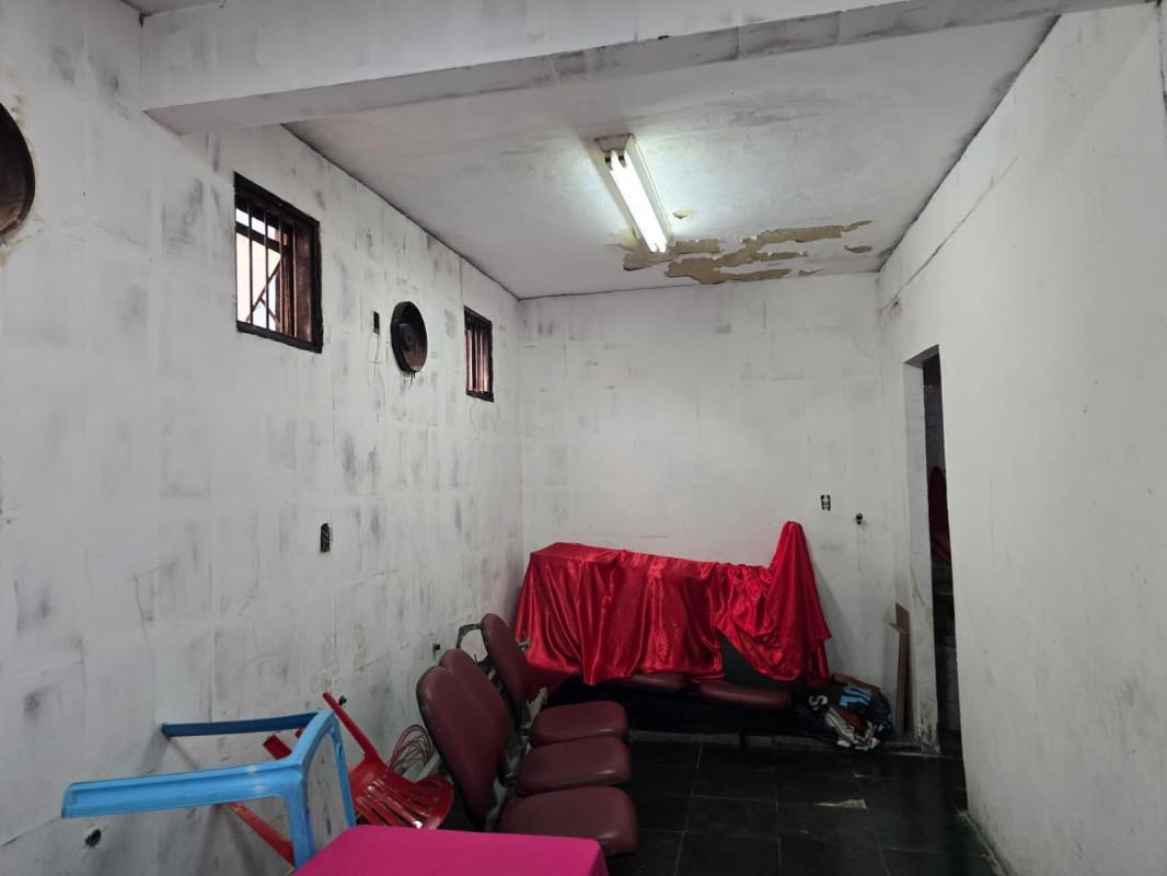 Andar, Santa Terezinha, 0 Quarto, 0 Vaga