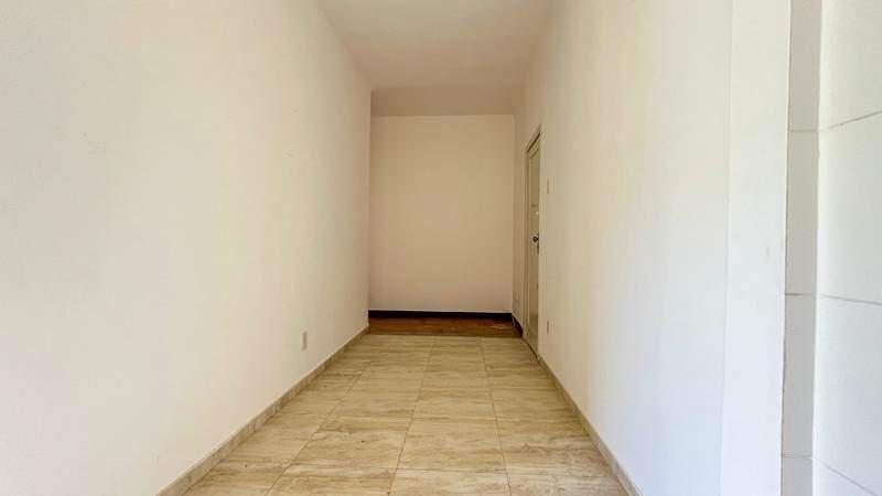 Apartamento, Floresta, 3 Quartos, 0 Vaga, 1 Suíte