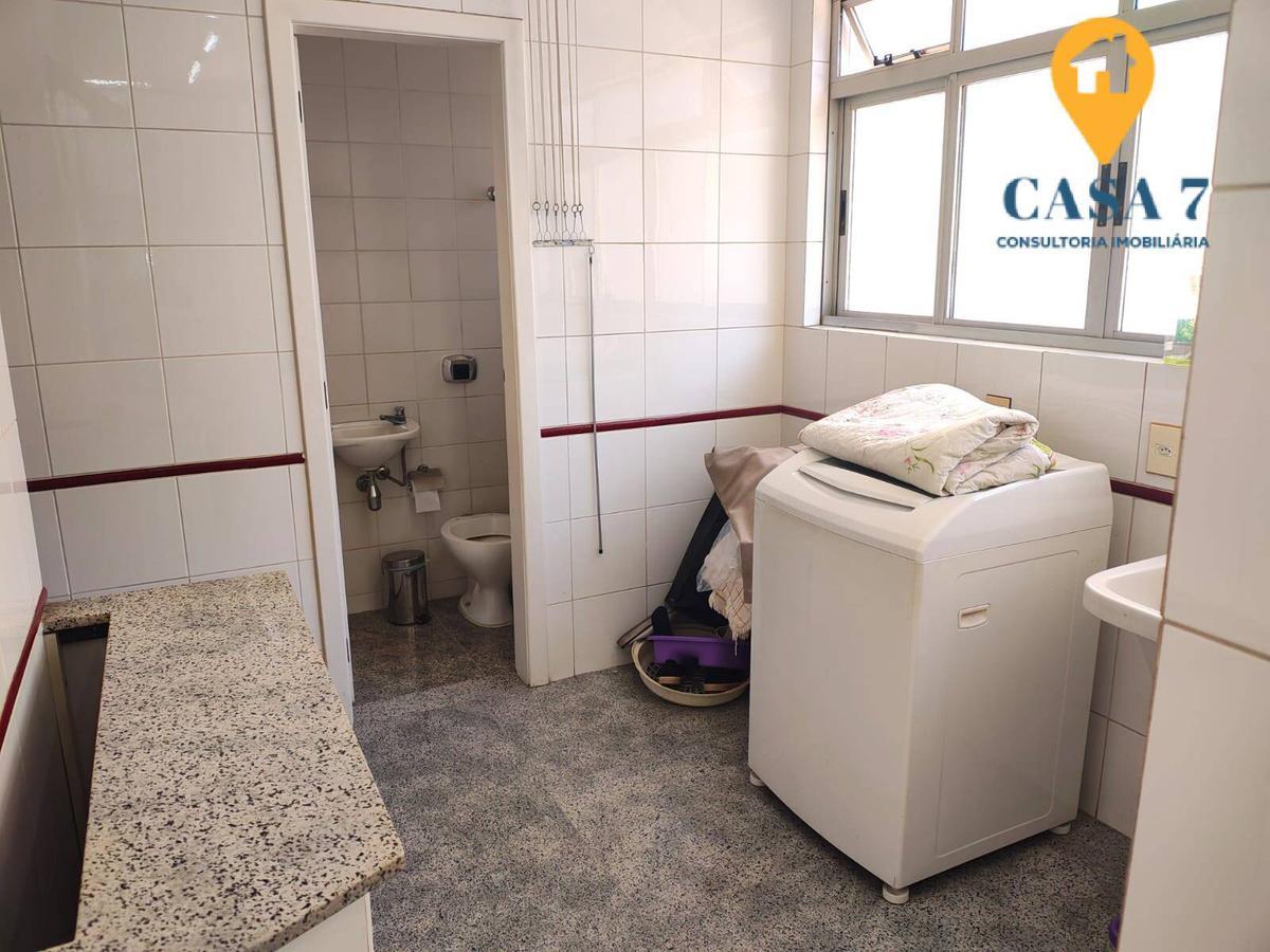 Apartamento, Coração de Jesus, 4 Quartos, 2 Vagas, 1 Suíte