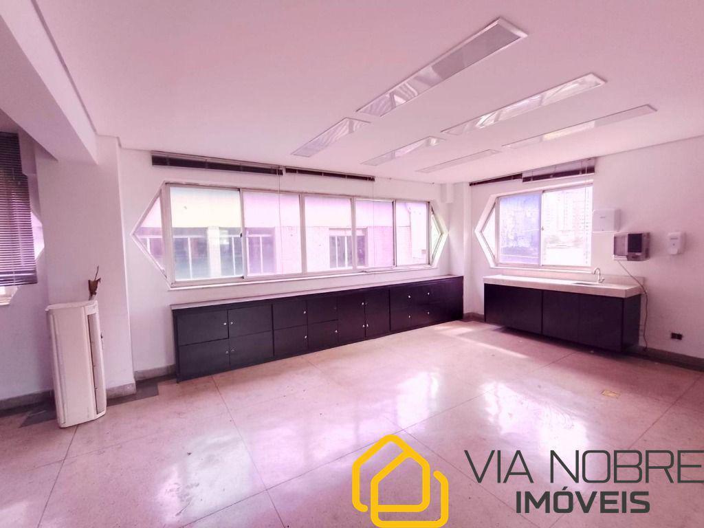 Sala, Lourdes, 1 Vaga