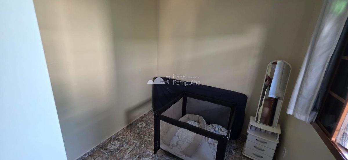 Casa, Trevo, 4 Quartos, 2 Vagas, 1 Suíte